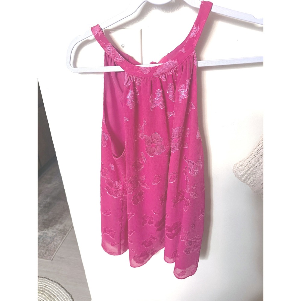 Halogen tank white jeans top bright cute feminine bow accent metallic SM flowy